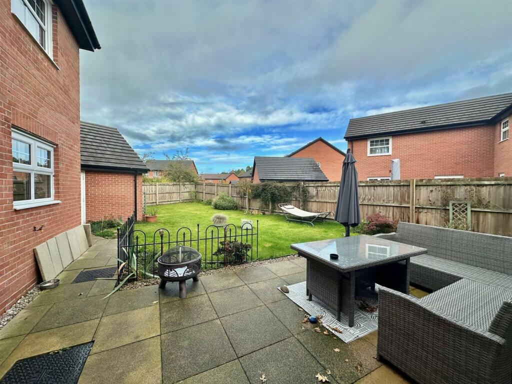Additional property image - William Stockton Close, Shavington, Cheshire