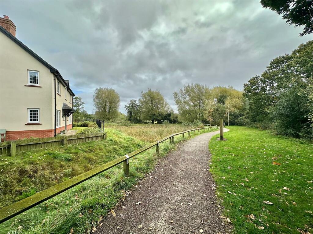 Additional property image - William Stockton Close, Shavington, Cheshire