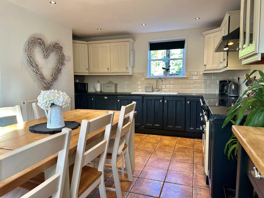 Additional property image - Wrenbury Road, Wrenbury, Nantwich, Cheshire