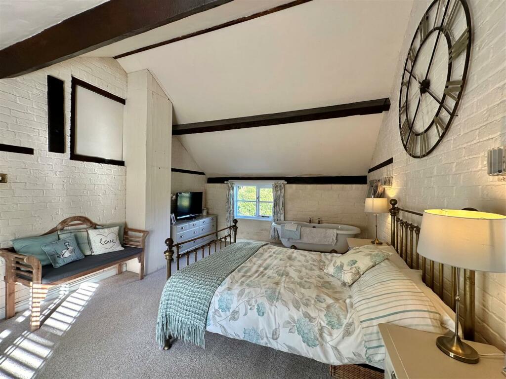 Additional property image - Wrenbury Road, Wrenbury, Nantwich, Cheshire