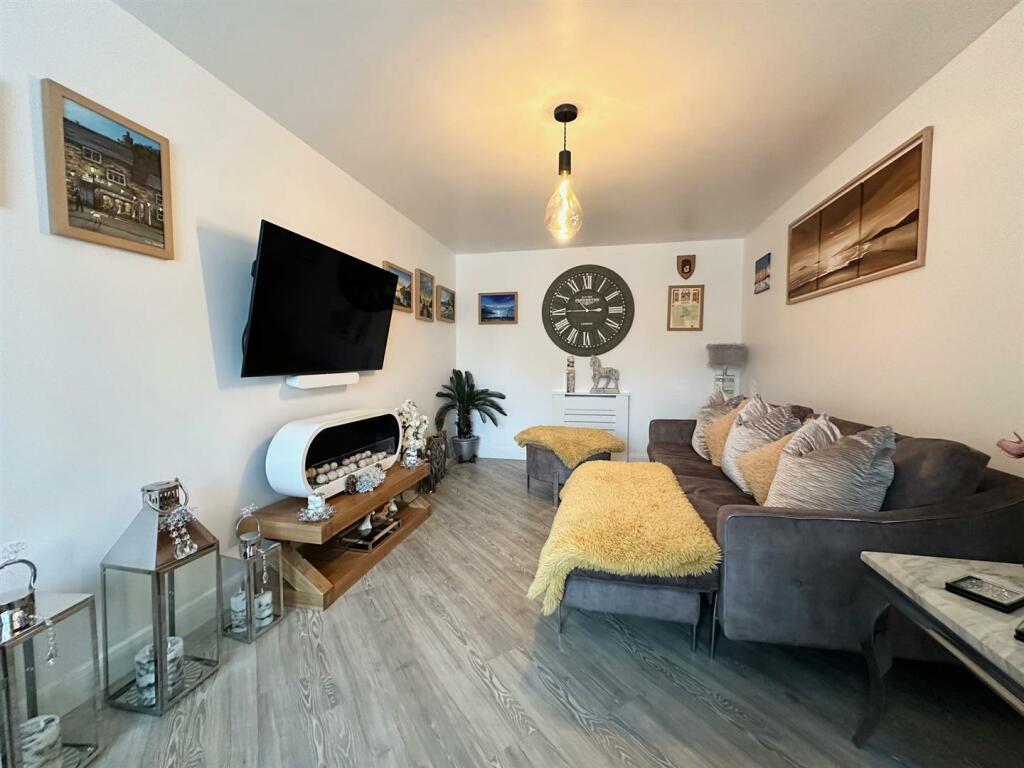 Additional property image - Cooperage Way, Aston, Cheshire