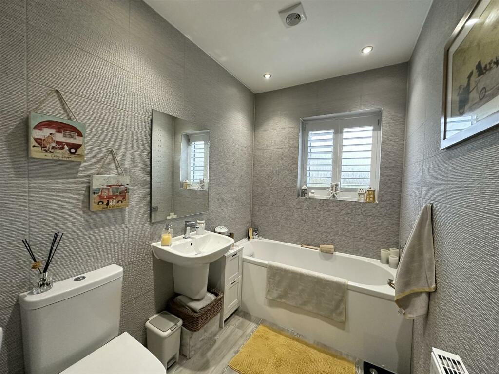 Additional property image - Cooperage Way, Aston, Cheshire