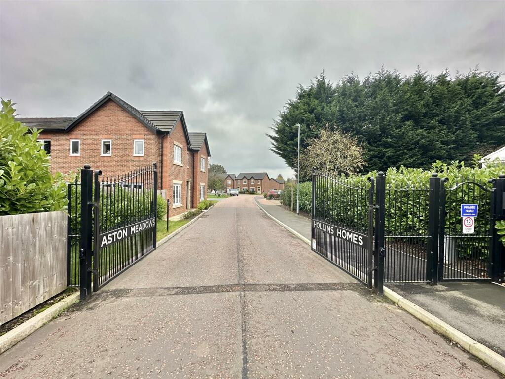 Additional property image - Cooperage Way, Aston, Cheshire