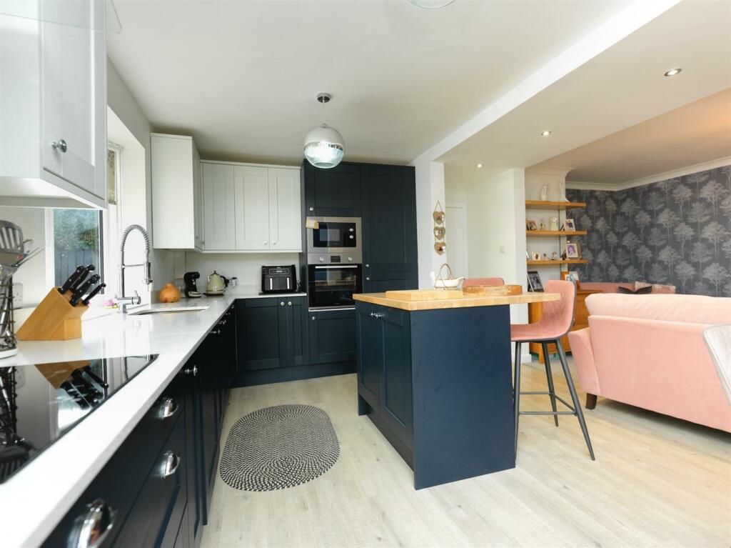 Additional property image - Mount Close, Nantwich, Cheshire