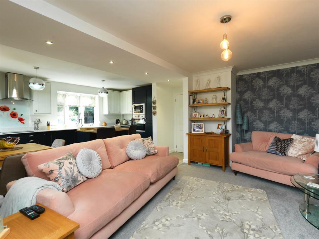Additional property image - Mount Close, Nantwich, Cheshire