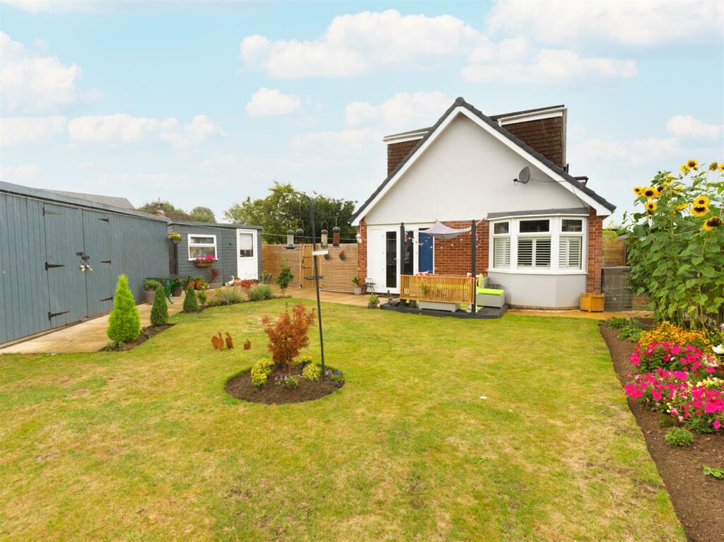 Additional property image - Mount Close, Nantwich, Cheshire