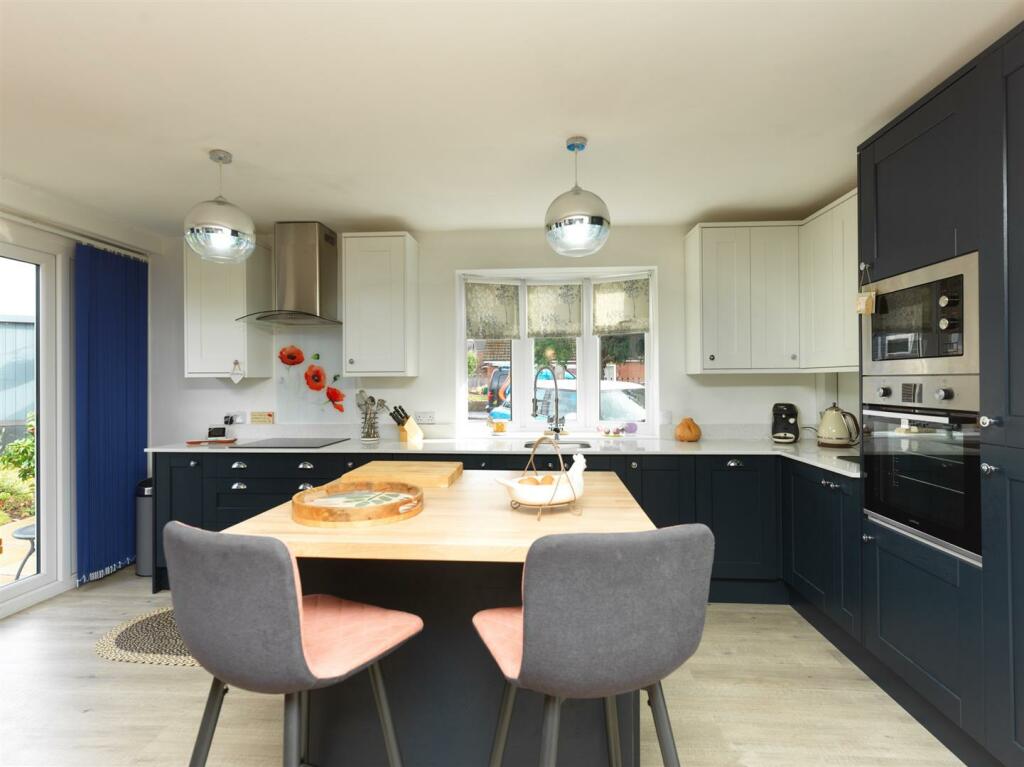 Additional property image - Mount Close, Nantwich, Cheshire