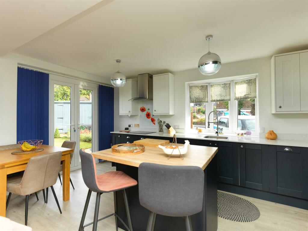 Additional property image - Mount Close, Nantwich, Cheshire