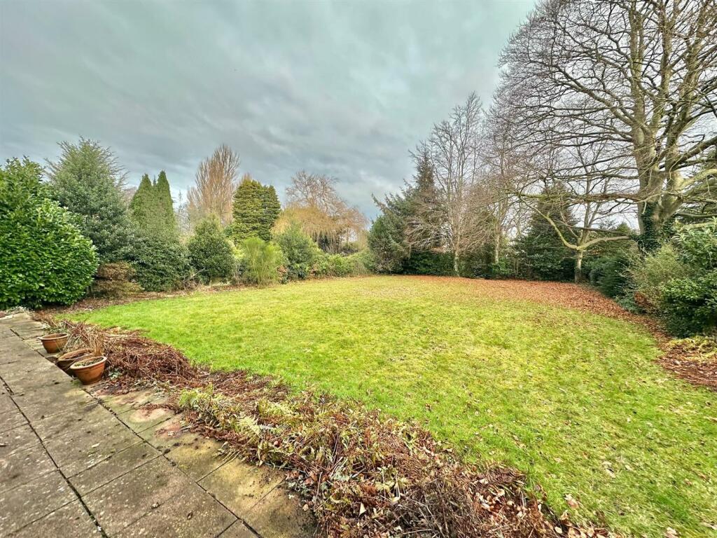 Additional property image - Rope Lane, Wistaston, Cheshire