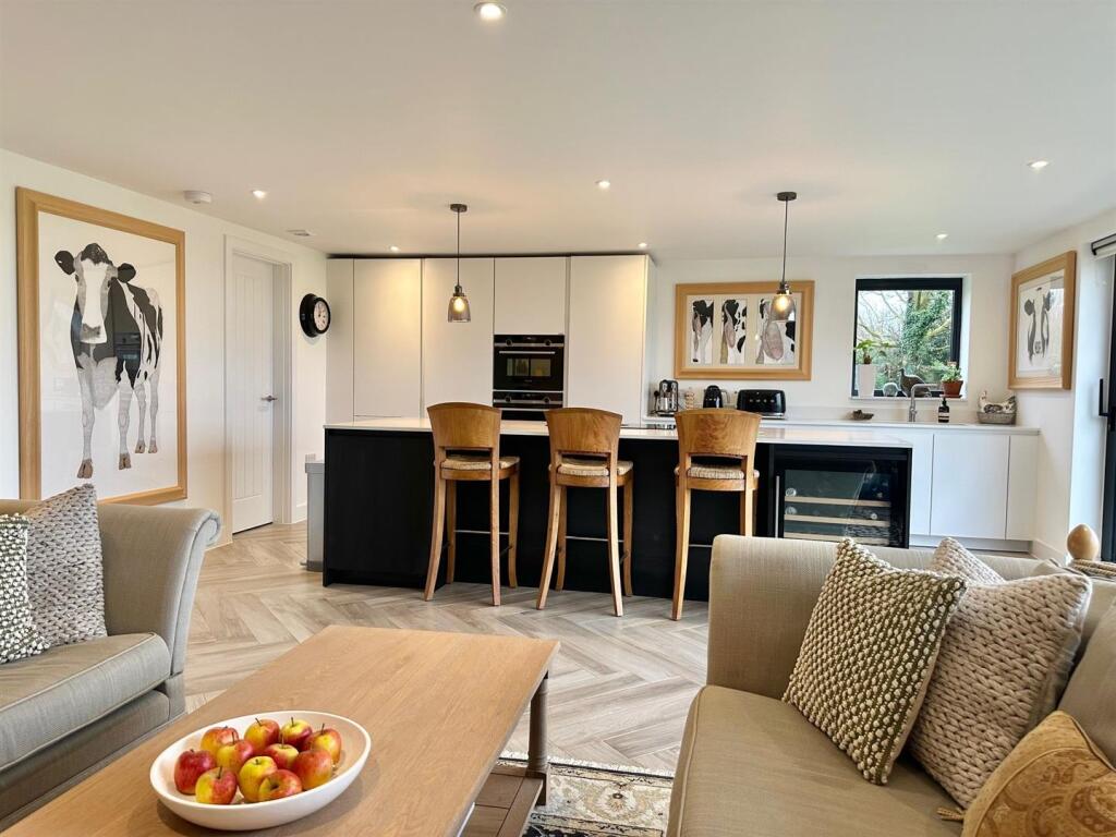 Additional property image - Snape Lane, Weston, Cheshire