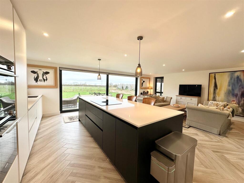 Additional property image - Snape Lane, Weston, Cheshire