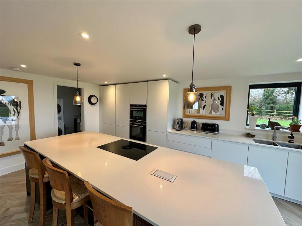 Additional property image - Snape Lane, Weston, Cheshire
