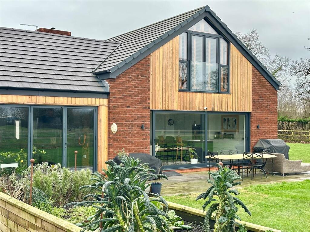 Additional property image - Snape Lane, Weston, Cheshire