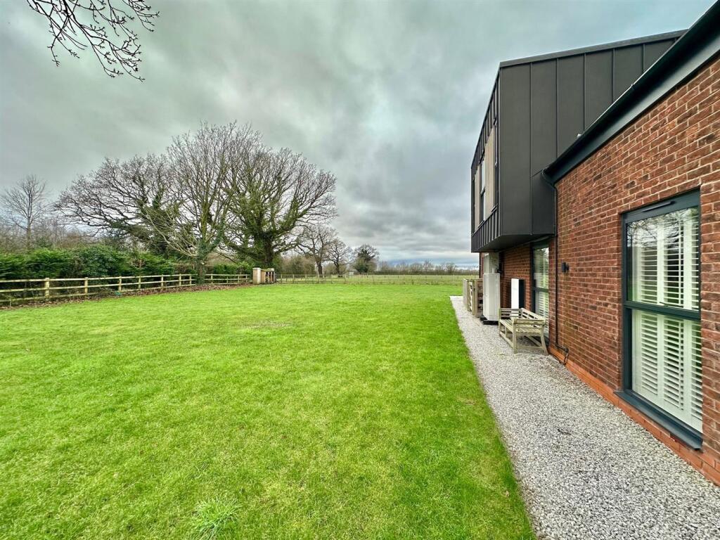 Additional property image - Snape Lane, Weston, Cheshire