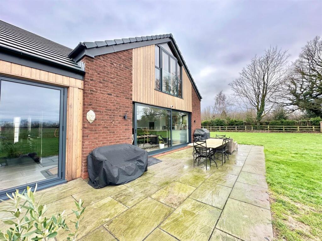 Additional property image - Snape Lane, Weston, Cheshire