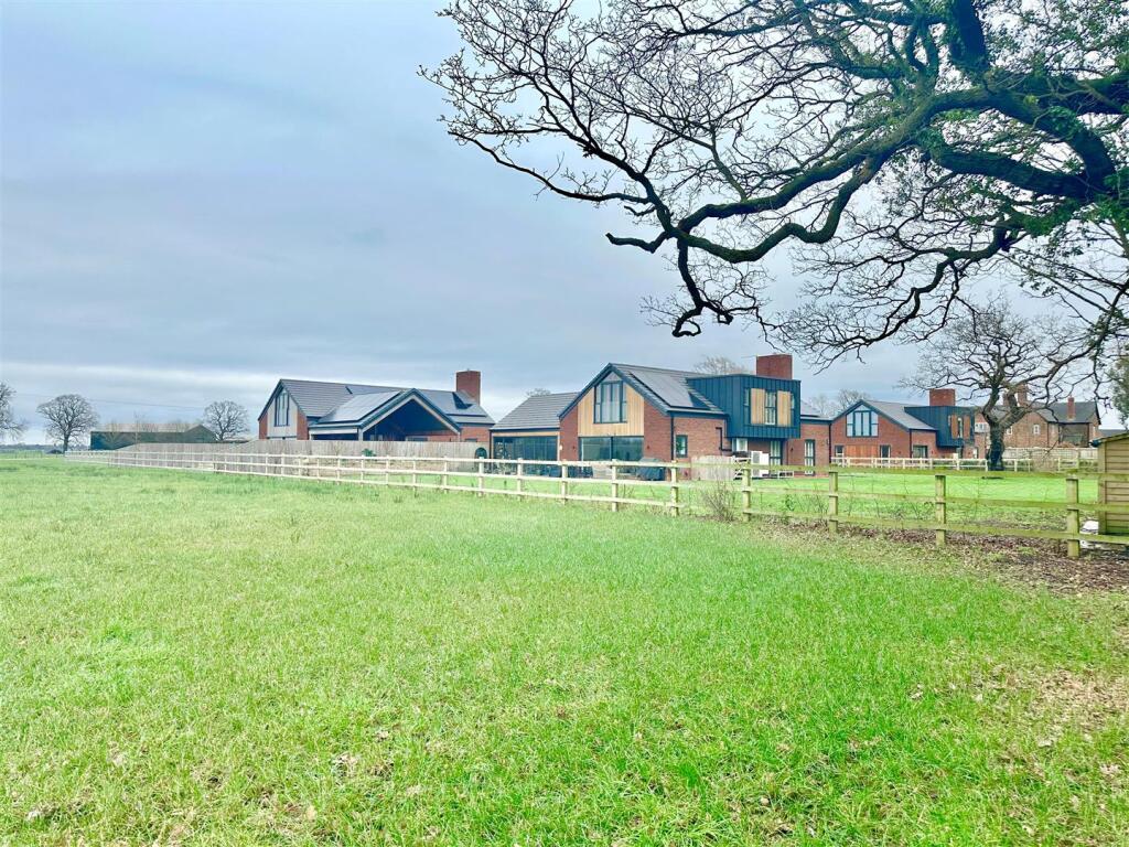 Additional property image - Snape Lane, Weston, Cheshire