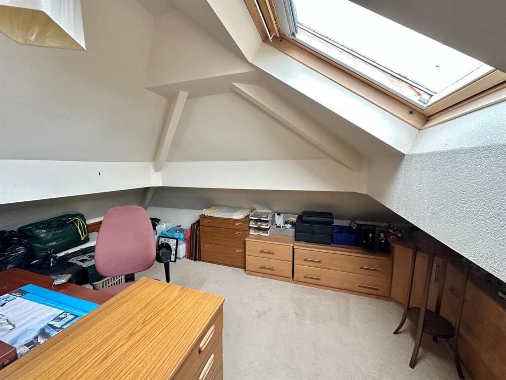 Additional property image - Newcastle Road, Shavington, Cheshire