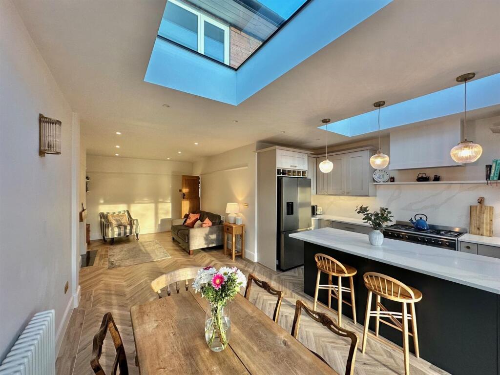 Additional property image - Rope Lane, Wistaston, Cheshire