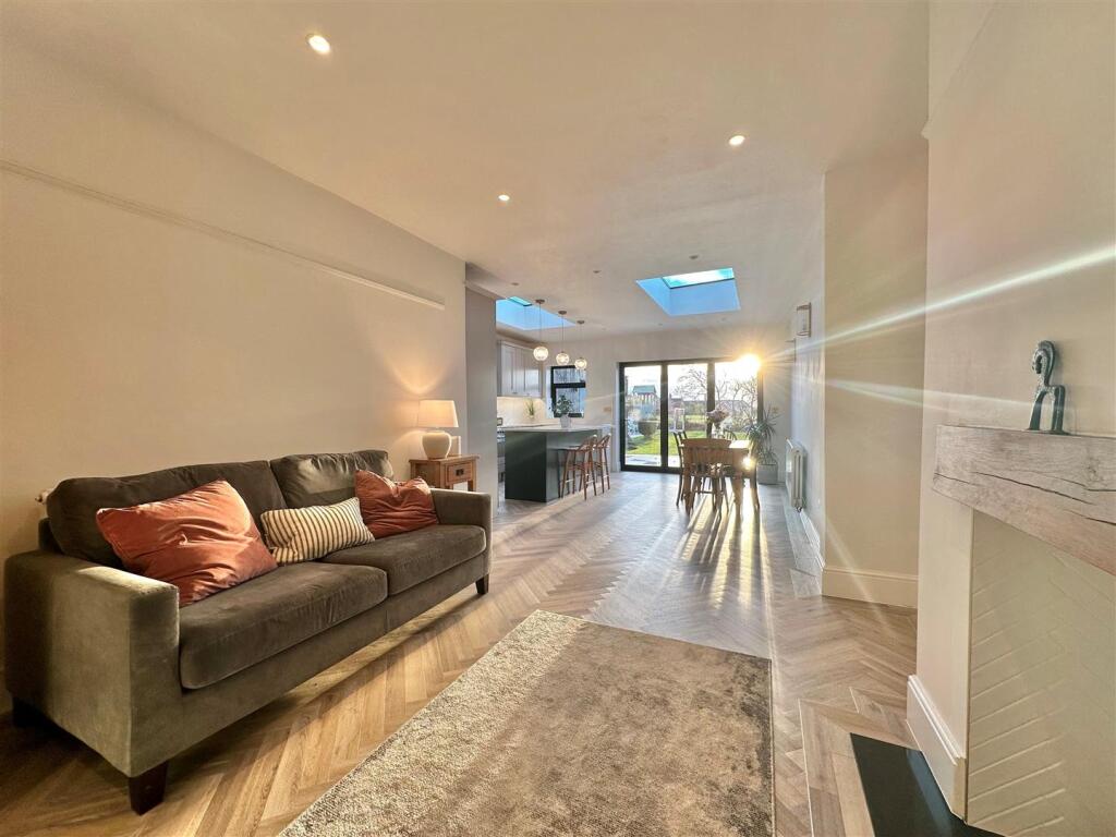 Additional property image - Rope Lane, Wistaston, Cheshire