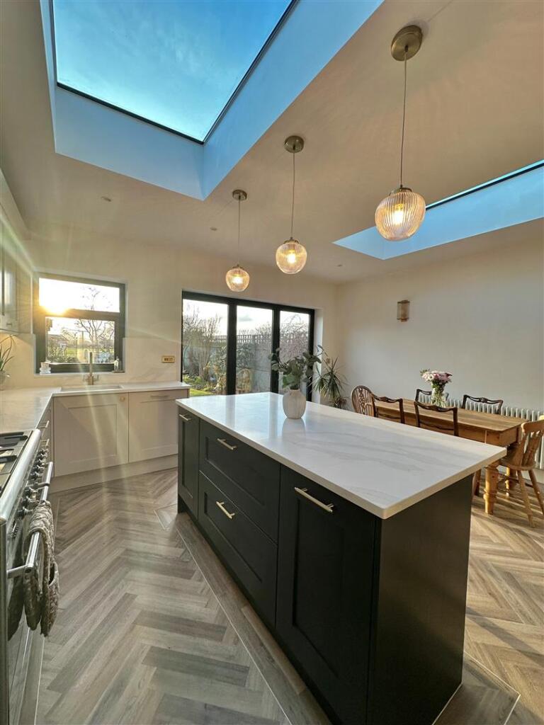 Additional property image - Rope Lane, Wistaston, Cheshire