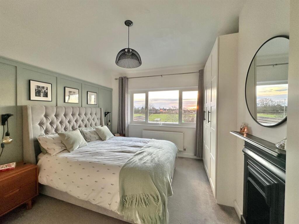 Additional property image - Rope Lane, Wistaston, Cheshire