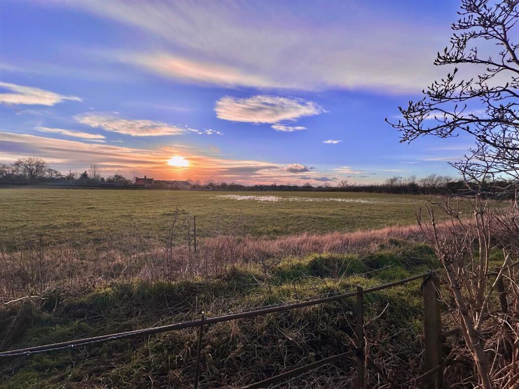 Additional property image - Rope Lane, Wistaston, Cheshire