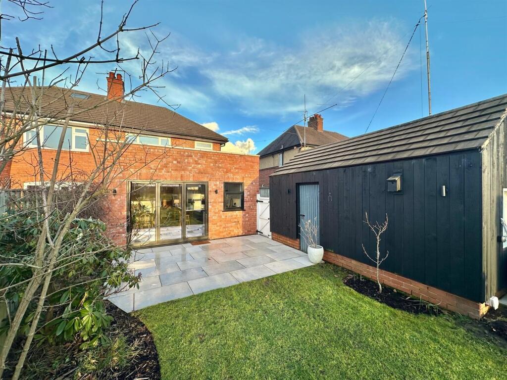 Additional property image - Rope Lane, Wistaston, Cheshire