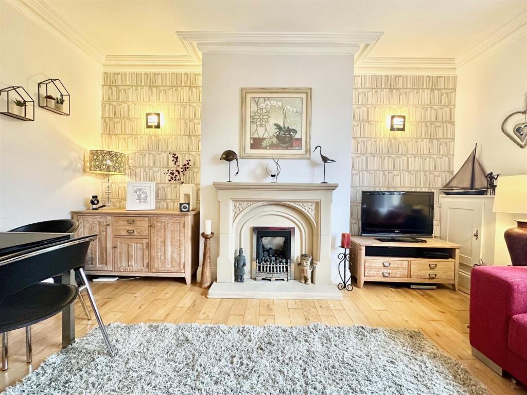 Additional property image - Welsh Row, Nantwich, Cheshire
