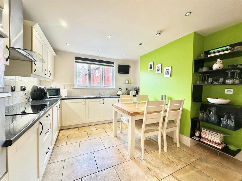 Additional property image - Welsh Row, Nantwich, Cheshire