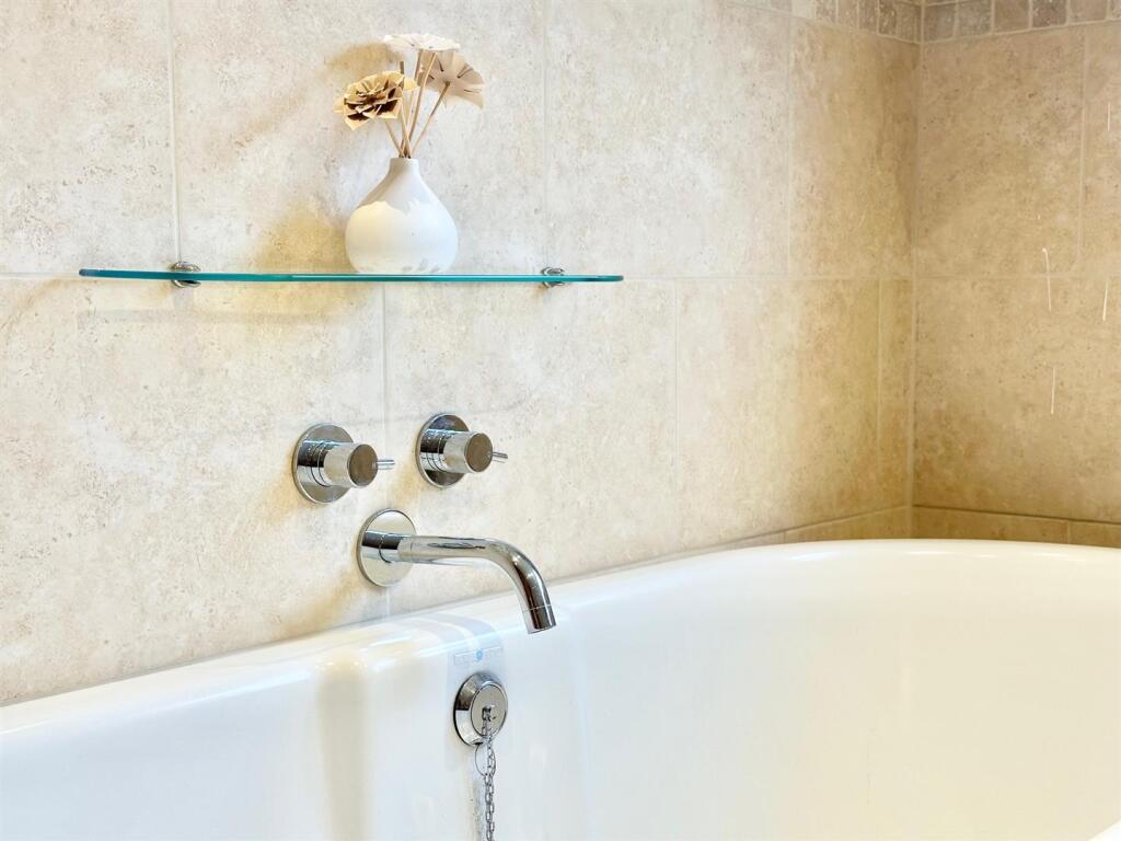 Additional property image - Welsh Row, Nantwich, Cheshire