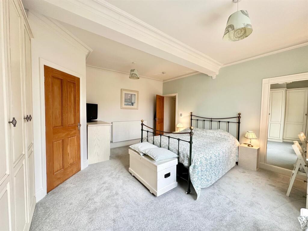 Additional property image - Welsh Row, Nantwich, Cheshire