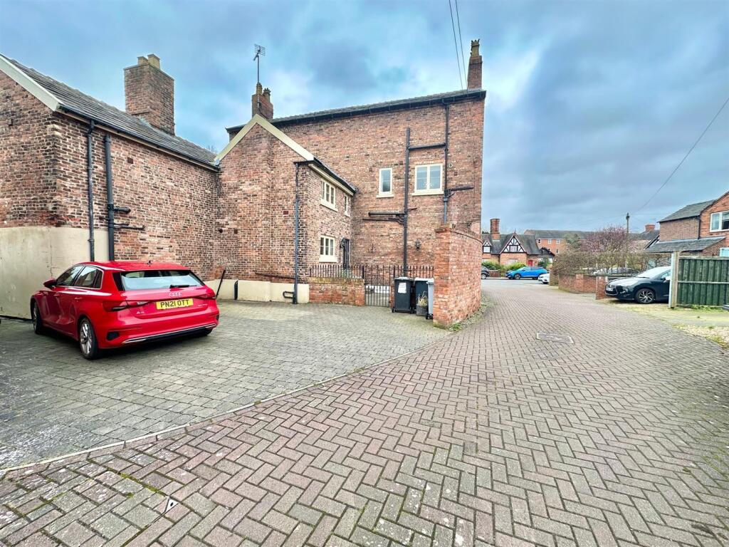 Additional property image - Welsh Row, Nantwich, Cheshire