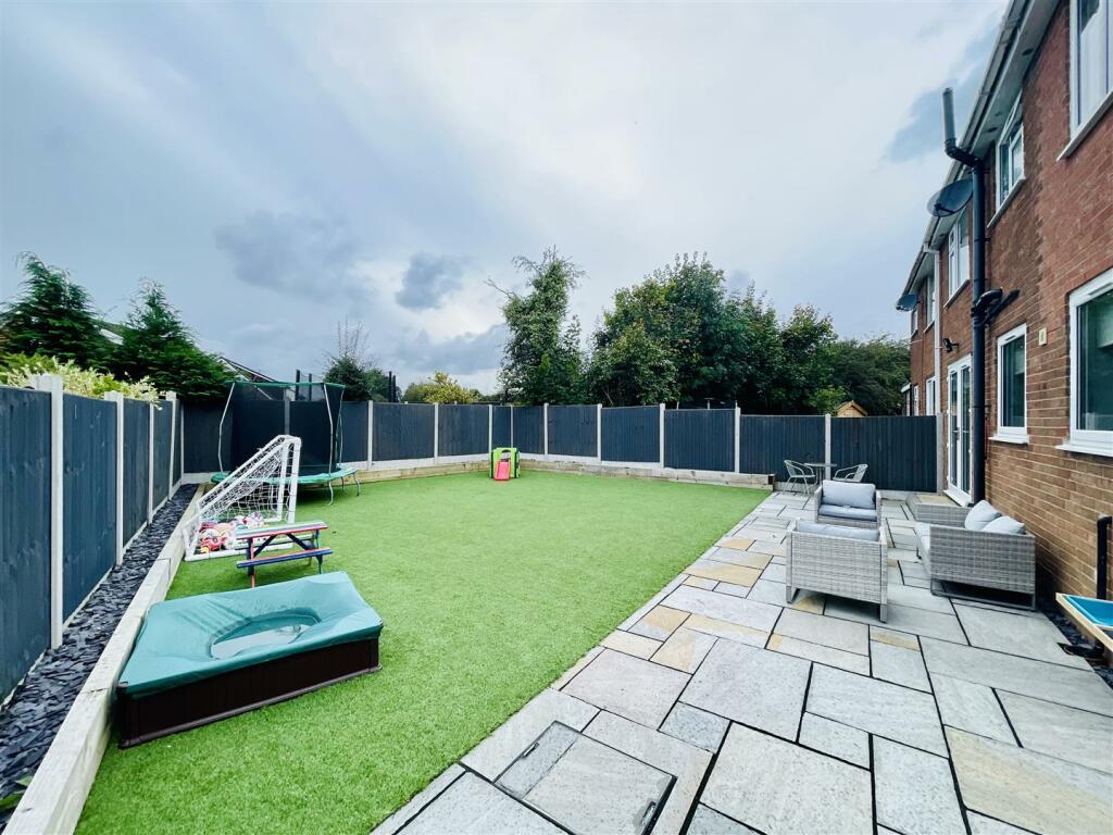 Additional property image - Yew Tree Drive, Barnton, Northwich