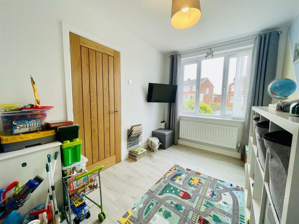Additional property image - Yew Tree Drive, Barnton, Northwich