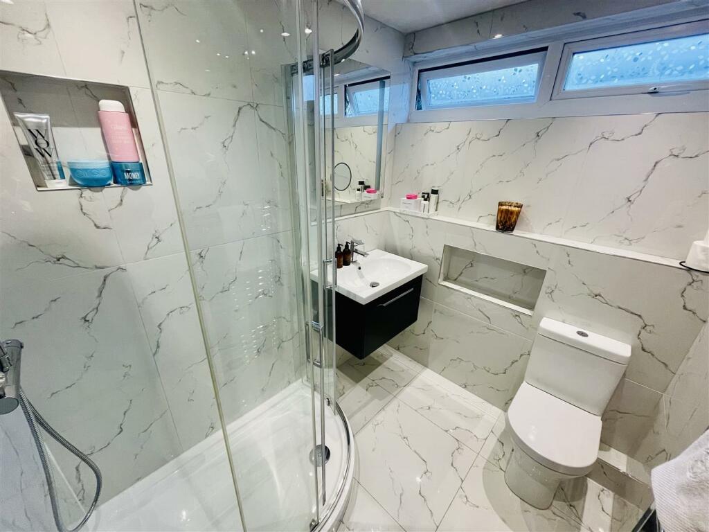 Additional property image - Old Vicarage Lane, Hartford, Northwich