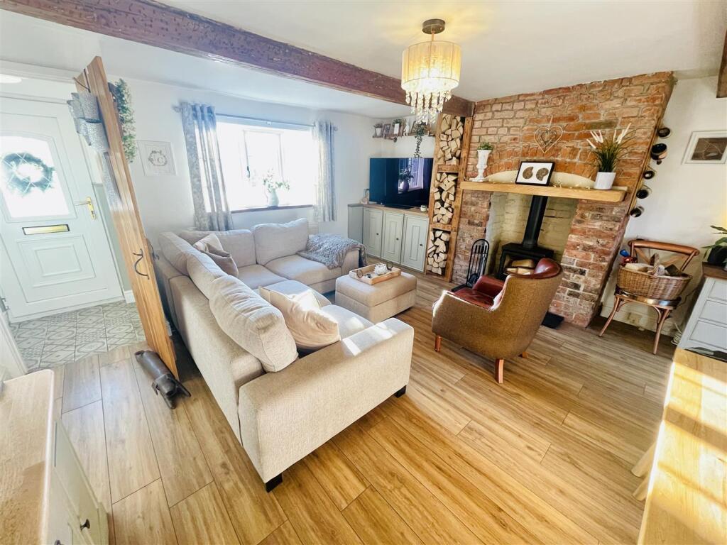 Additional property image - Senna Lane, Comberbach, Northwich