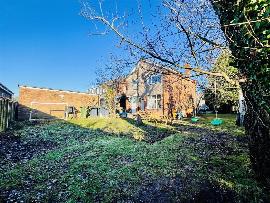 Additional property image - Grosvenor Avenue, Hartford, Northwich