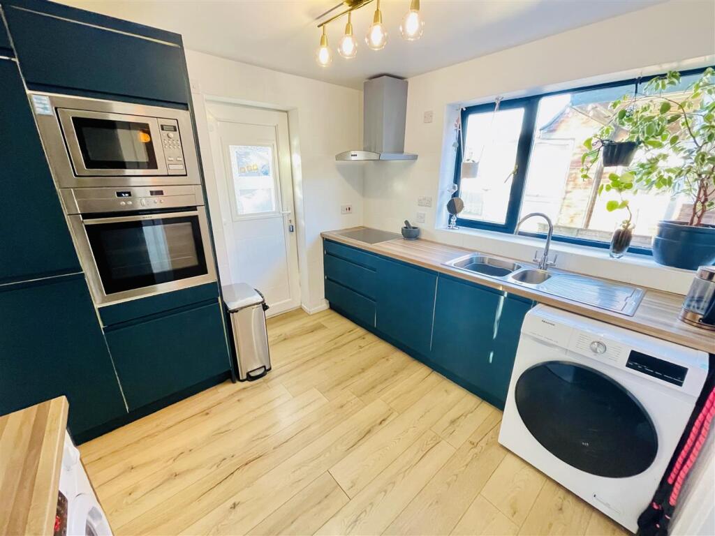 Additional property image - Grosvenor Avenue, Hartford, Northwich
