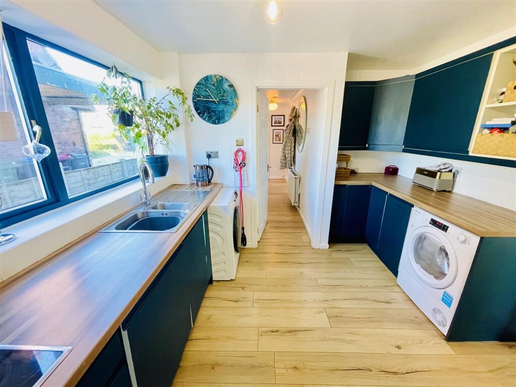 Additional property image - Grosvenor Avenue, Hartford, Northwich