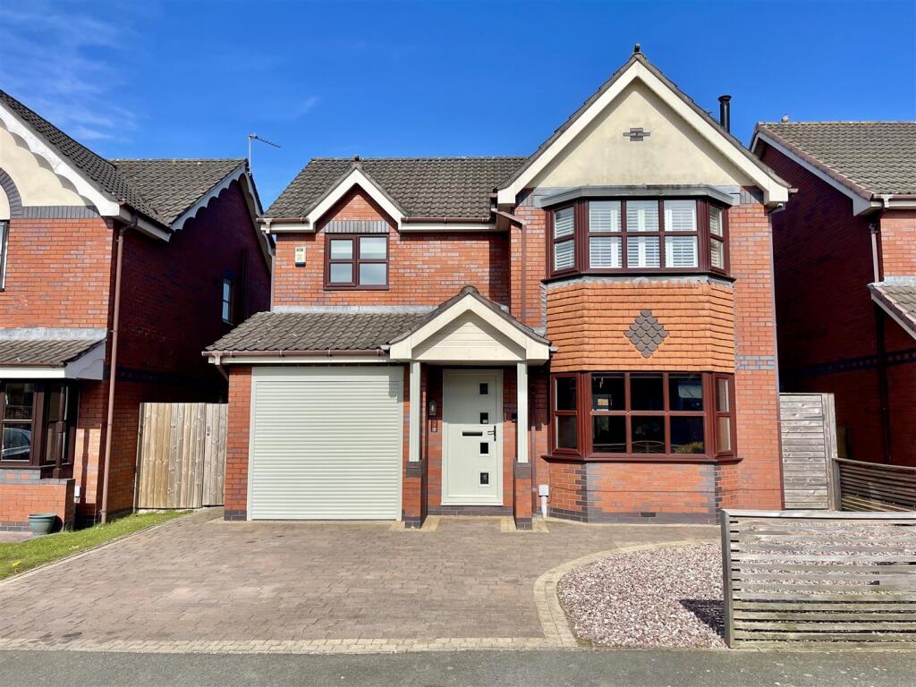 Main image of property: School Road North, Rudheath, Northwich