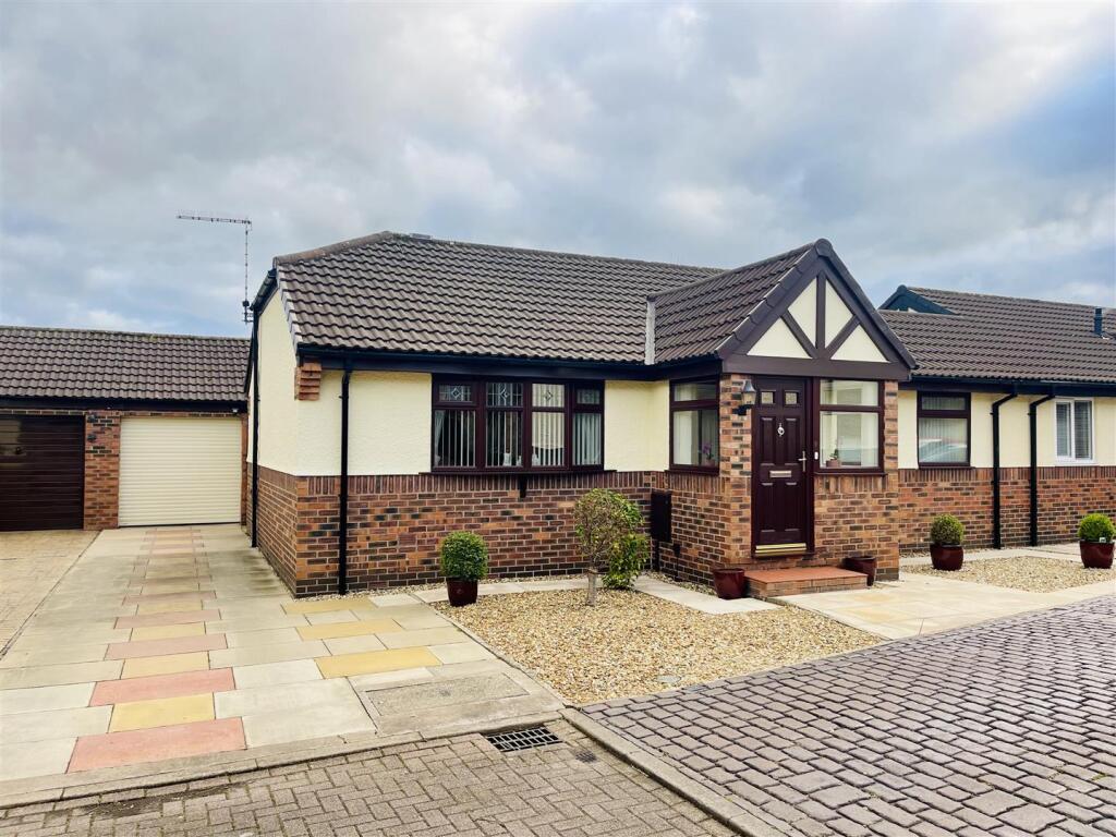 Main image of property: Victoria Park, Winnington, Northwich