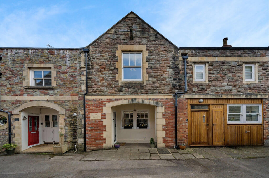 Main image of property: Thorndale Mews, Bristol, BS8