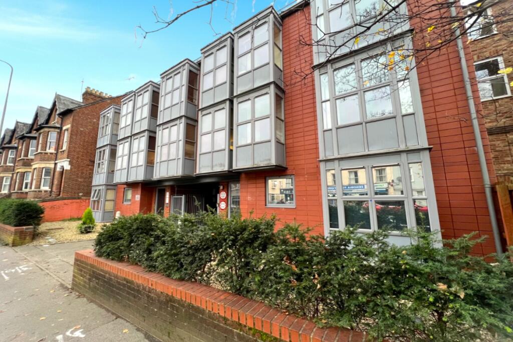 1 bedroom apartment for sale in St. Clements Street, Oxford, Oxfordshire, OX4