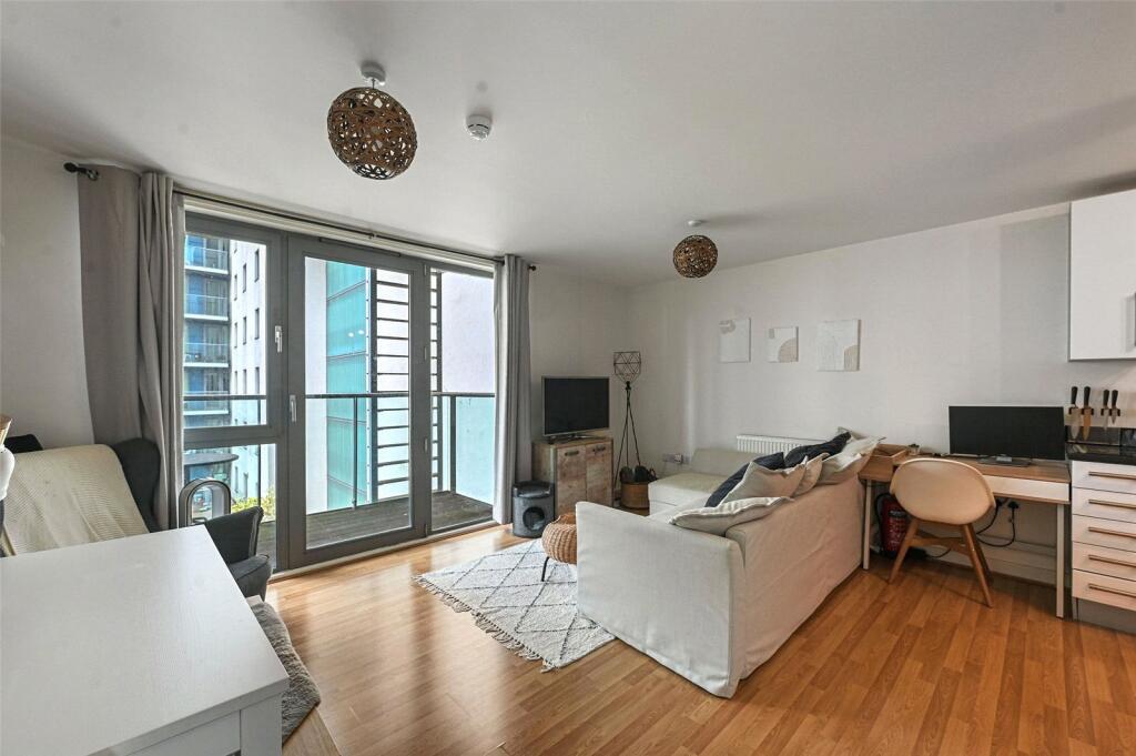 2 bedroom apartment for rent in John Wetherby Court, Stratford High