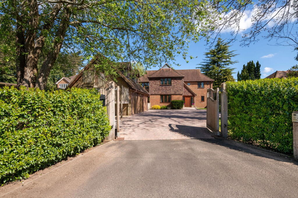 Main image of property: Compton, SO21