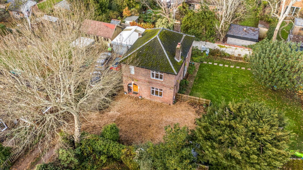 Main image of property: Twyford, Winchester, SO21 1RQ