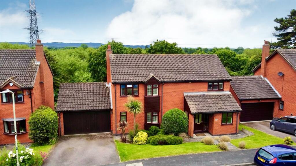 4 bedroom detached house for sale in Holbourne Close, Barrow Upon Soar