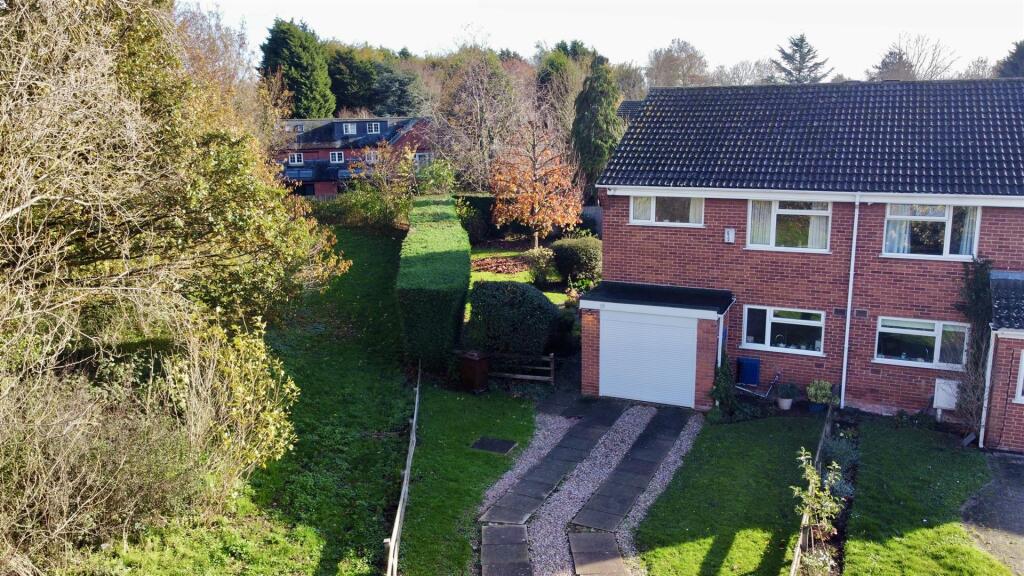 Main image of property: Leslie Close, Loughborough