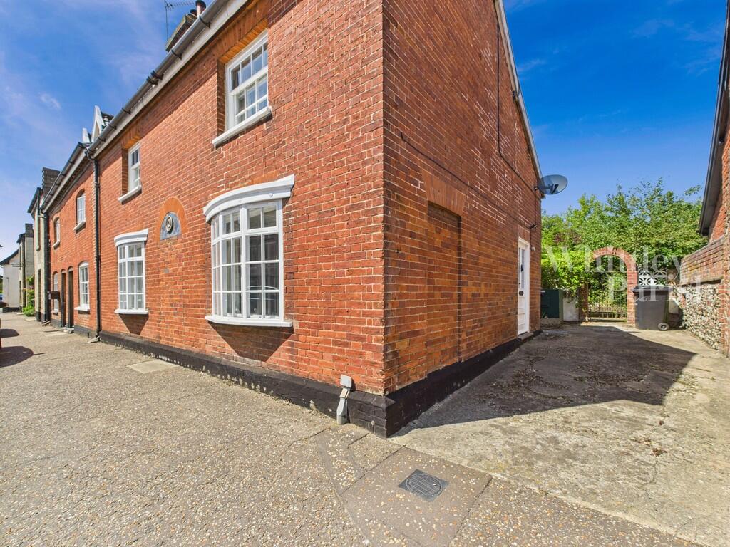 Main image of property: Eastell Cottage, New Buckenham