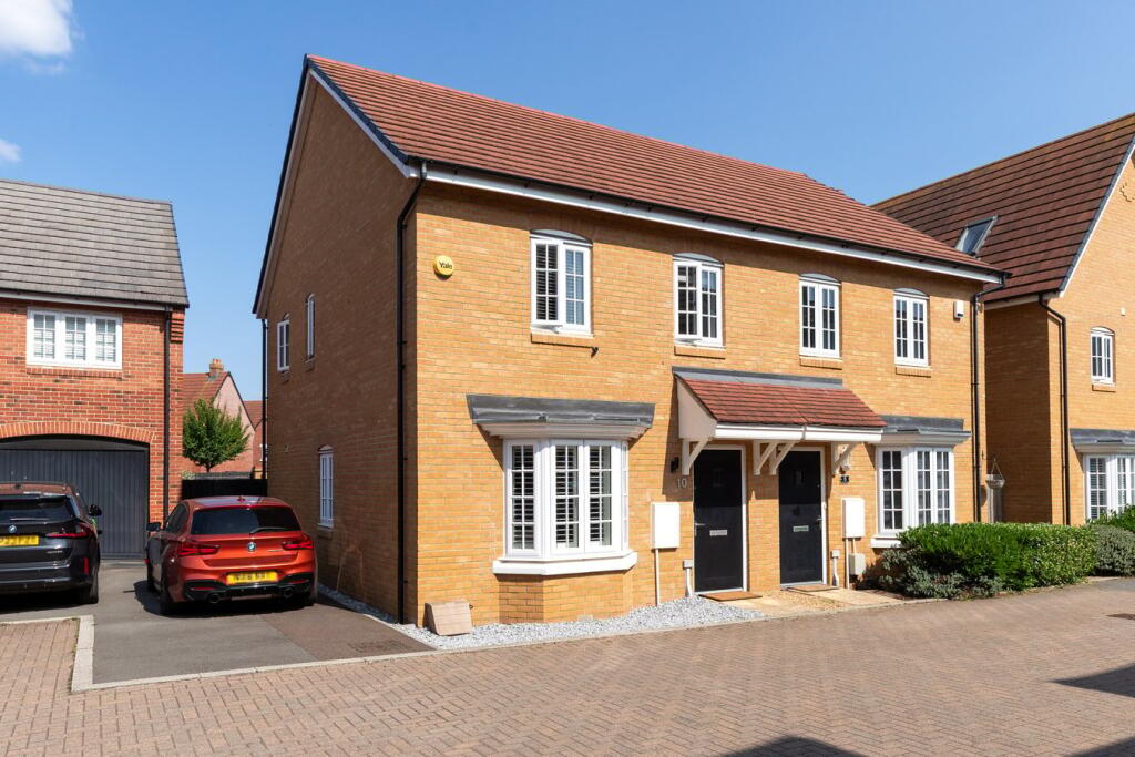 Main image of property: Hovingham Drive, Great Denham, Bedford, MK40